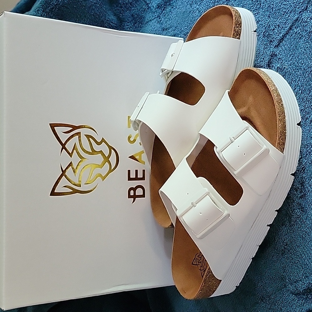 BEAST FASHION White Sandals
